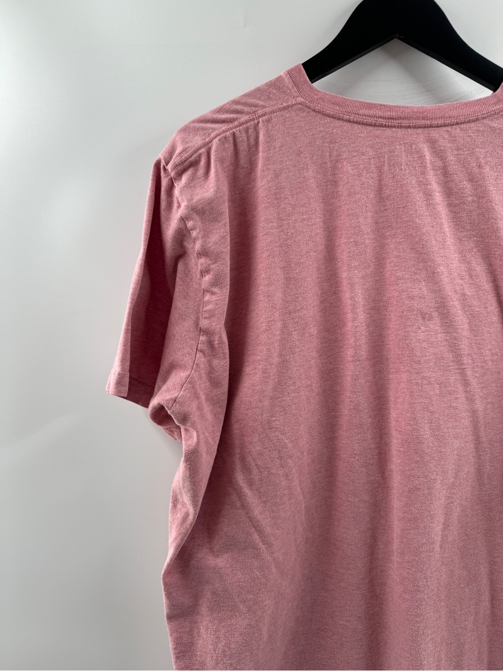 Light Pink V-Neck T-Shirt Men's XL 100% Cotton - Picture 6 of 8